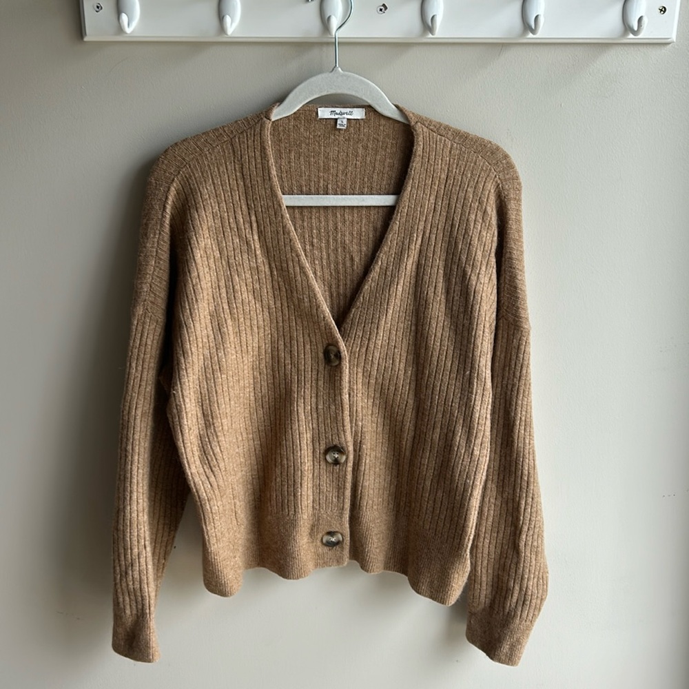 Madewell Ribbed V-Neck Button Front Sweater Cardigan - Brown